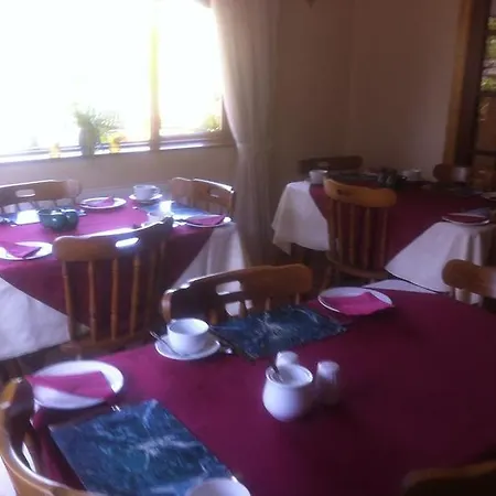 Aillmore Bed And Breakfast Bed & Breakfast